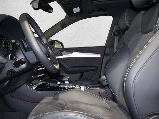 Used 2024 Audi Q5 e Prestige w/ Prestige Package image 22