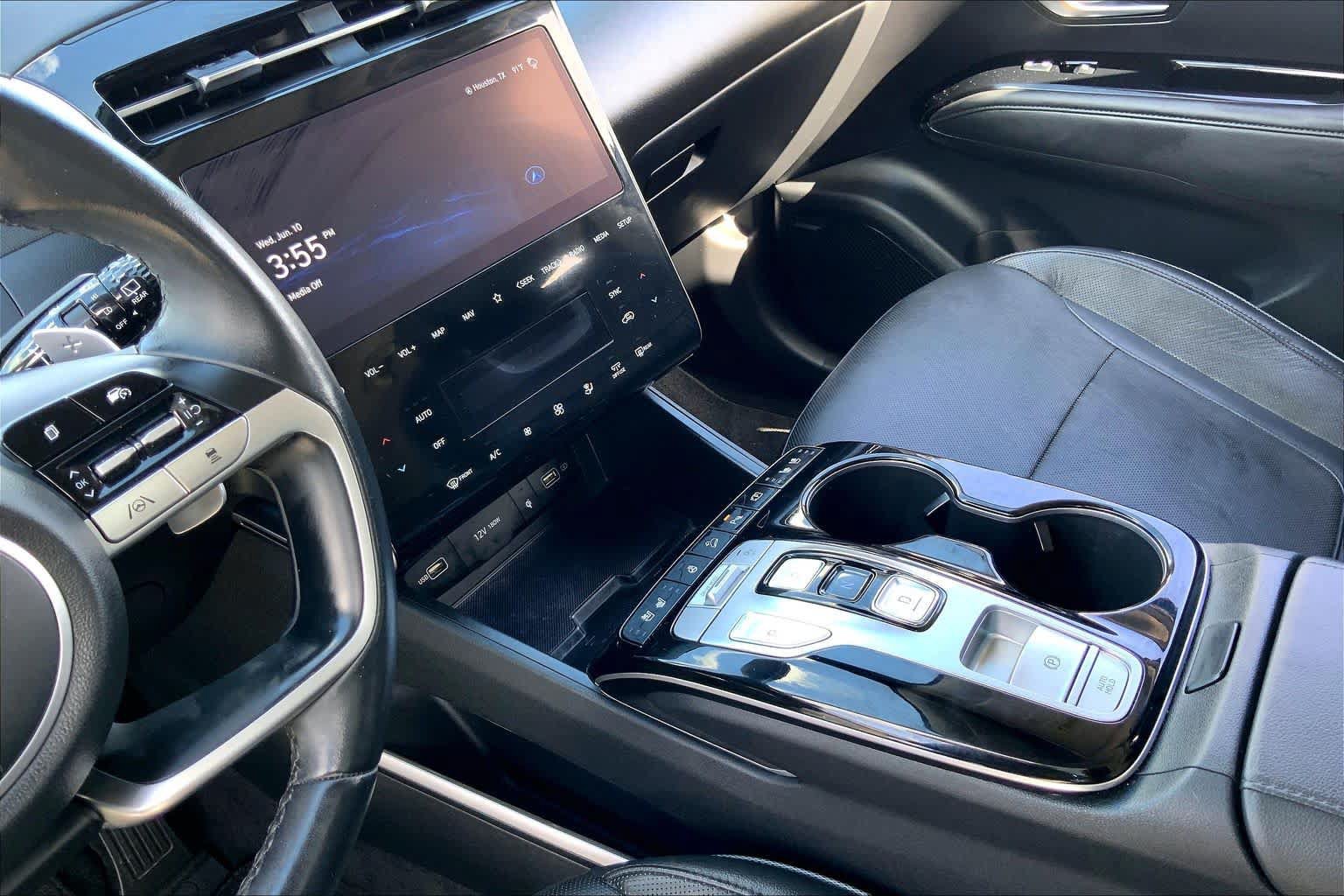 Certified 2022 Hyundai Tucson Limited FWD image 16