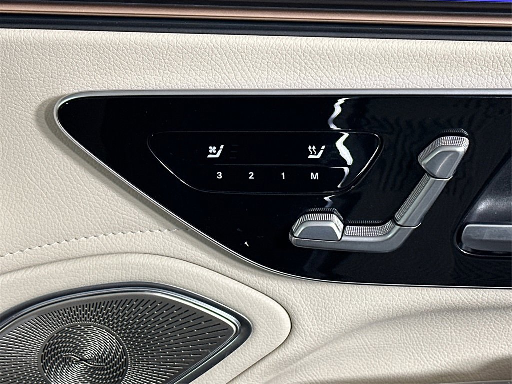 Used 2023 Mercedes-Benz EQS 450+ Sedan image 16