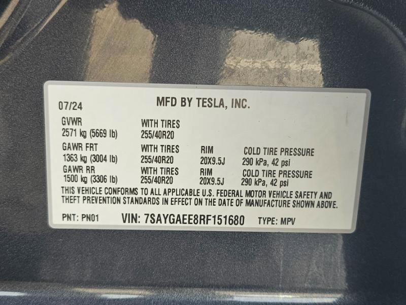 Used 2024 Tesla Model Y Long Range AWD/4WD image 31