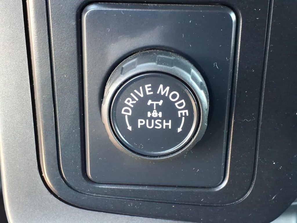 Used 2024 Ford F150 XLT w/ Equipment Group 302A MID image 11