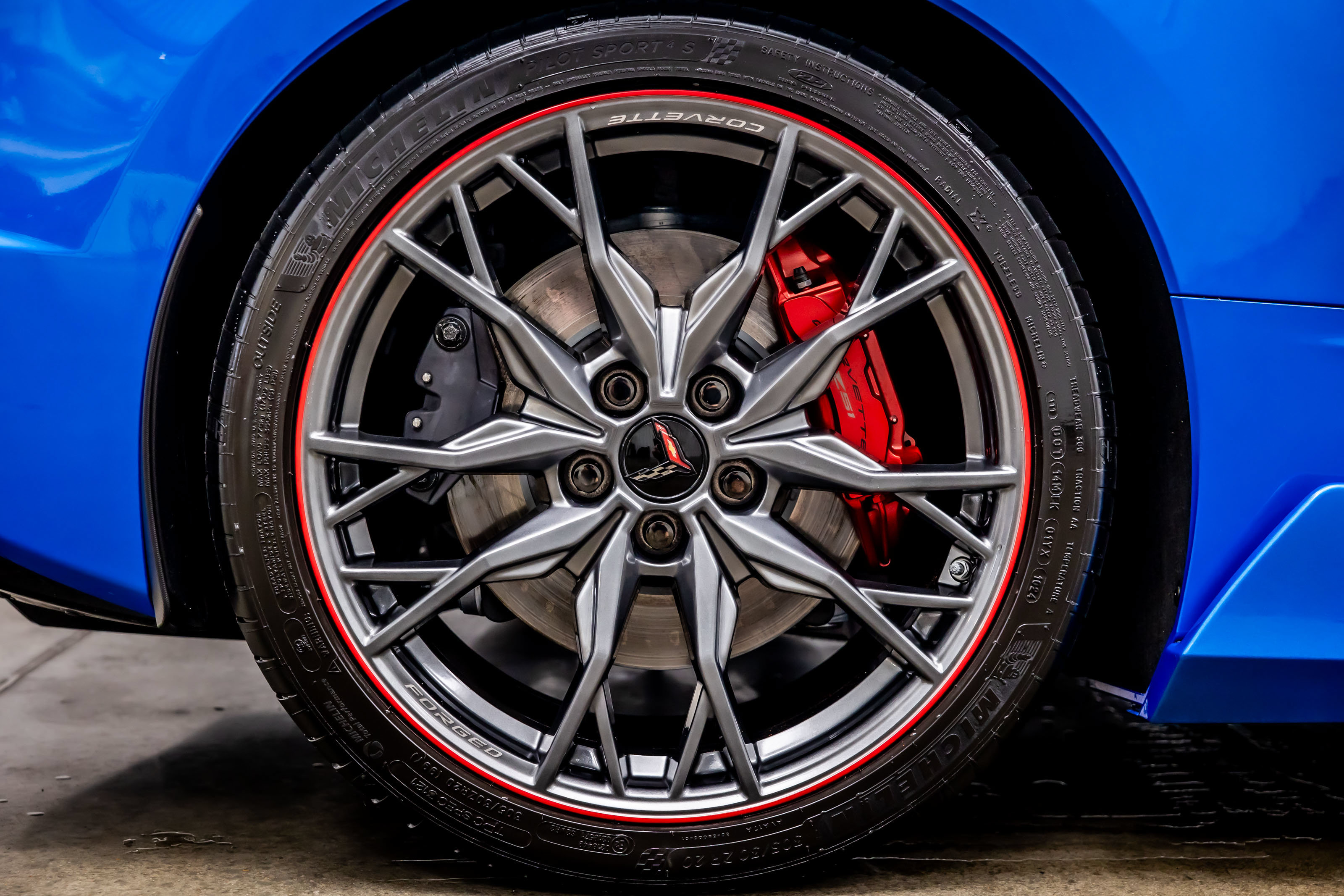 Used 2024 Chevrolet Corvette Stingray Preferred Cpe w/ Z51 Performance Package RWD image 40