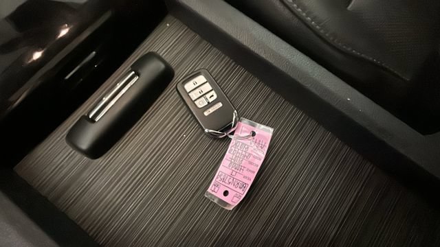 Used 2017 Honda Pilot Elite image 20