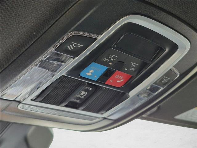 Used 2026 RAM 1500 Laramie AWD/4WD image 13