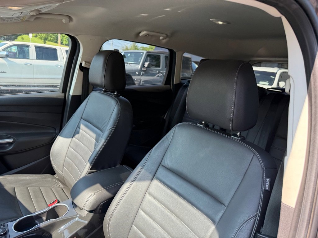 Used 2015 Ford Escape Titanium image 41