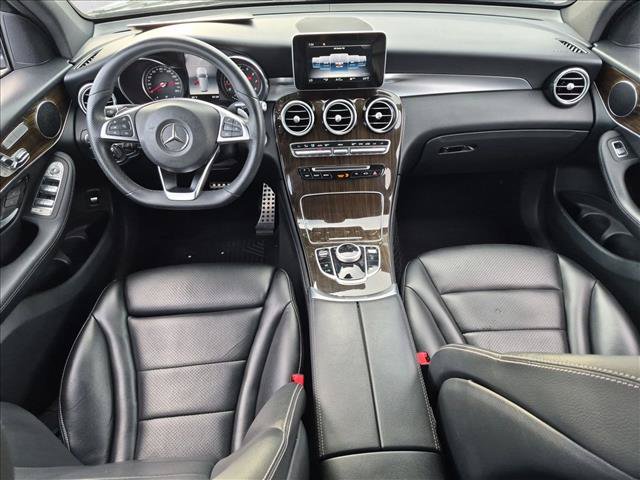 Used 2019 Mercedes-Benz GLC 300 image 17