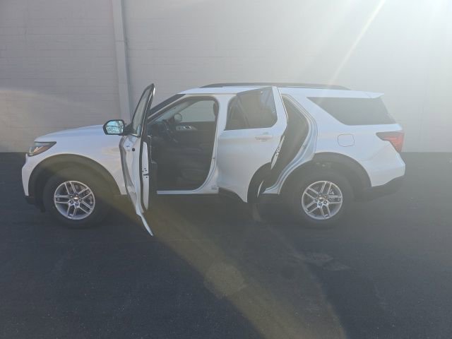 New 2026 Ford Explorer Active image 12