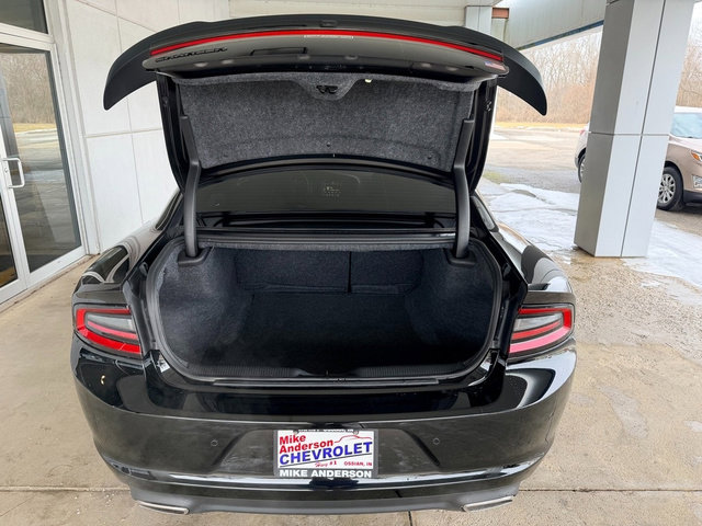 Used 2023 Dodge Charger SXT w/ Blacktop Package image 9