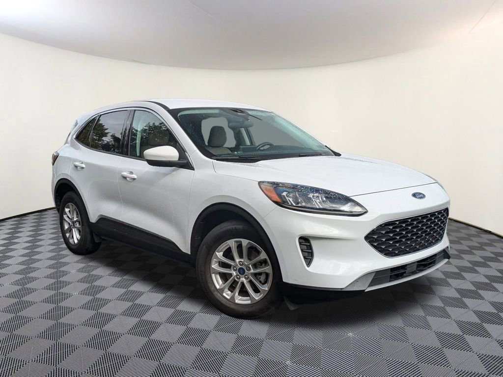 Used 2021 Ford Escape SE w/ Convenience Package
