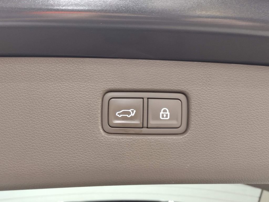 Used 2021 Genesis GV80 2.5T w/ Prestige Package 04 image 18