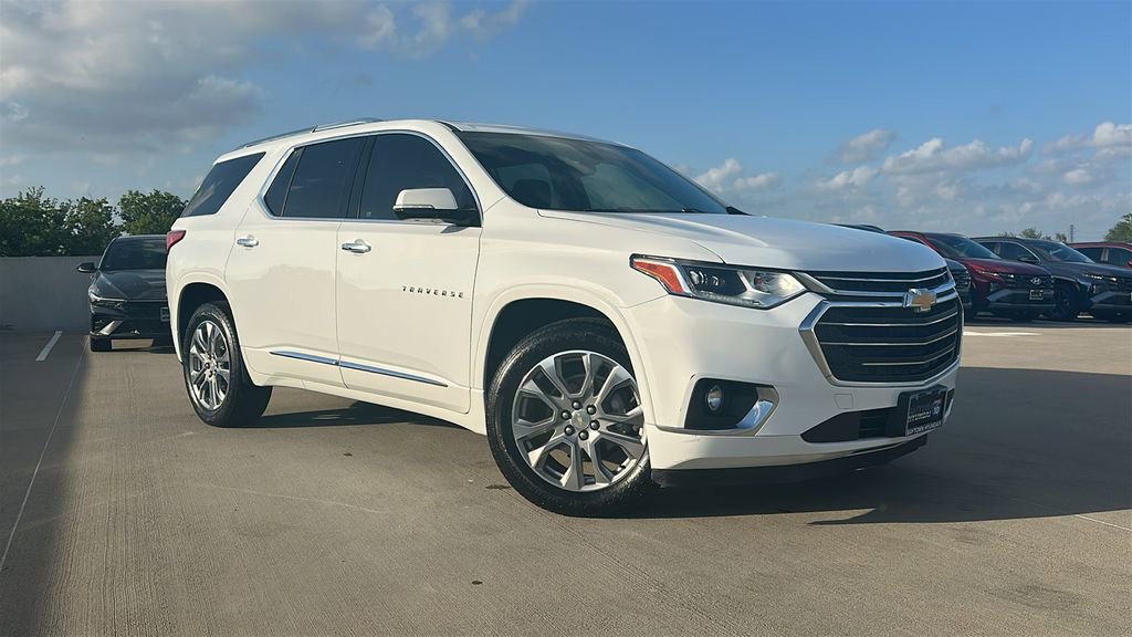 Used 2019 Chevrolet Traverse Premier w/ Driver Confidence II Package image 6