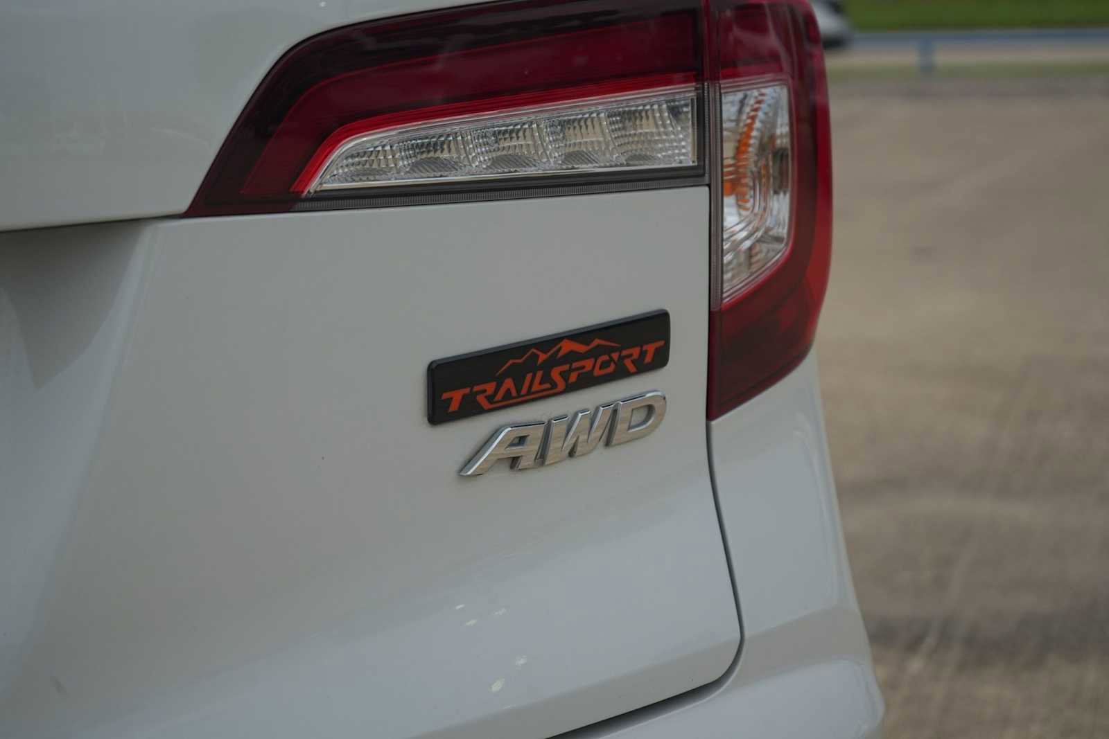 Used 2022 Honda Pilot TrailSport image 8