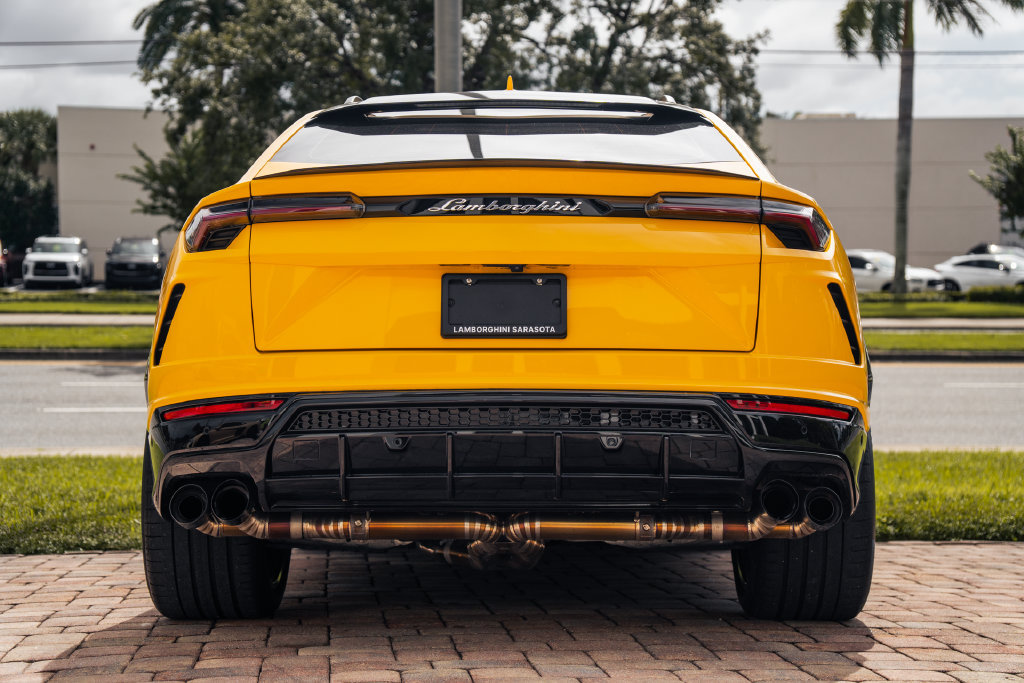 Used 2019 Lamborghini Urus AWD/4WD image 4