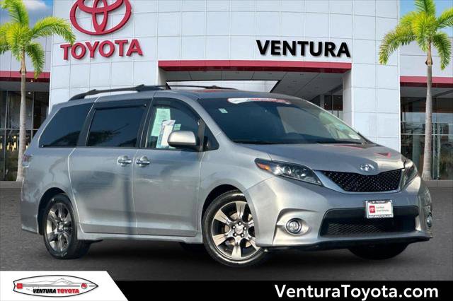 Certified 2016 Toyota Sienna SE image 1