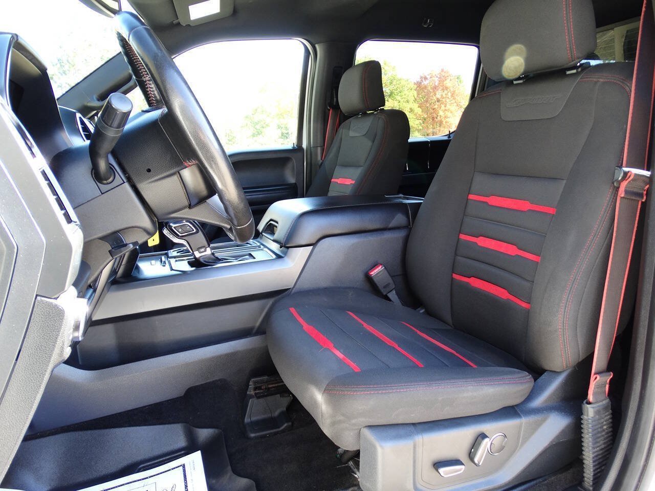 Used 2017 Ford F150 4x4 SuperCrew XLT w/ FX4 Pkg w/ Equipment Group 302A Luxury image 2