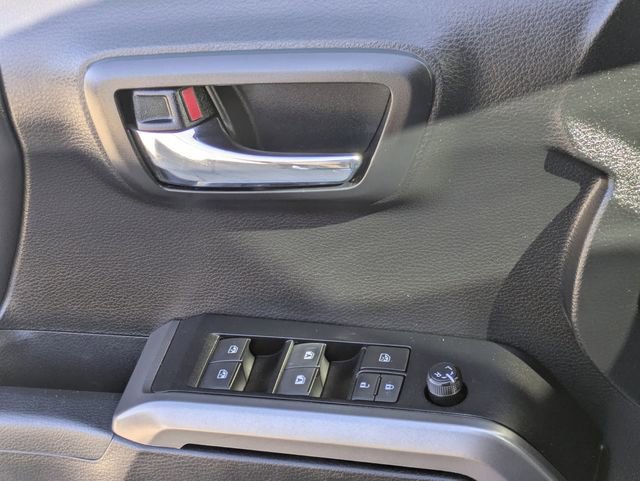 Used 2022 Toyota Tacoma Limited image 22