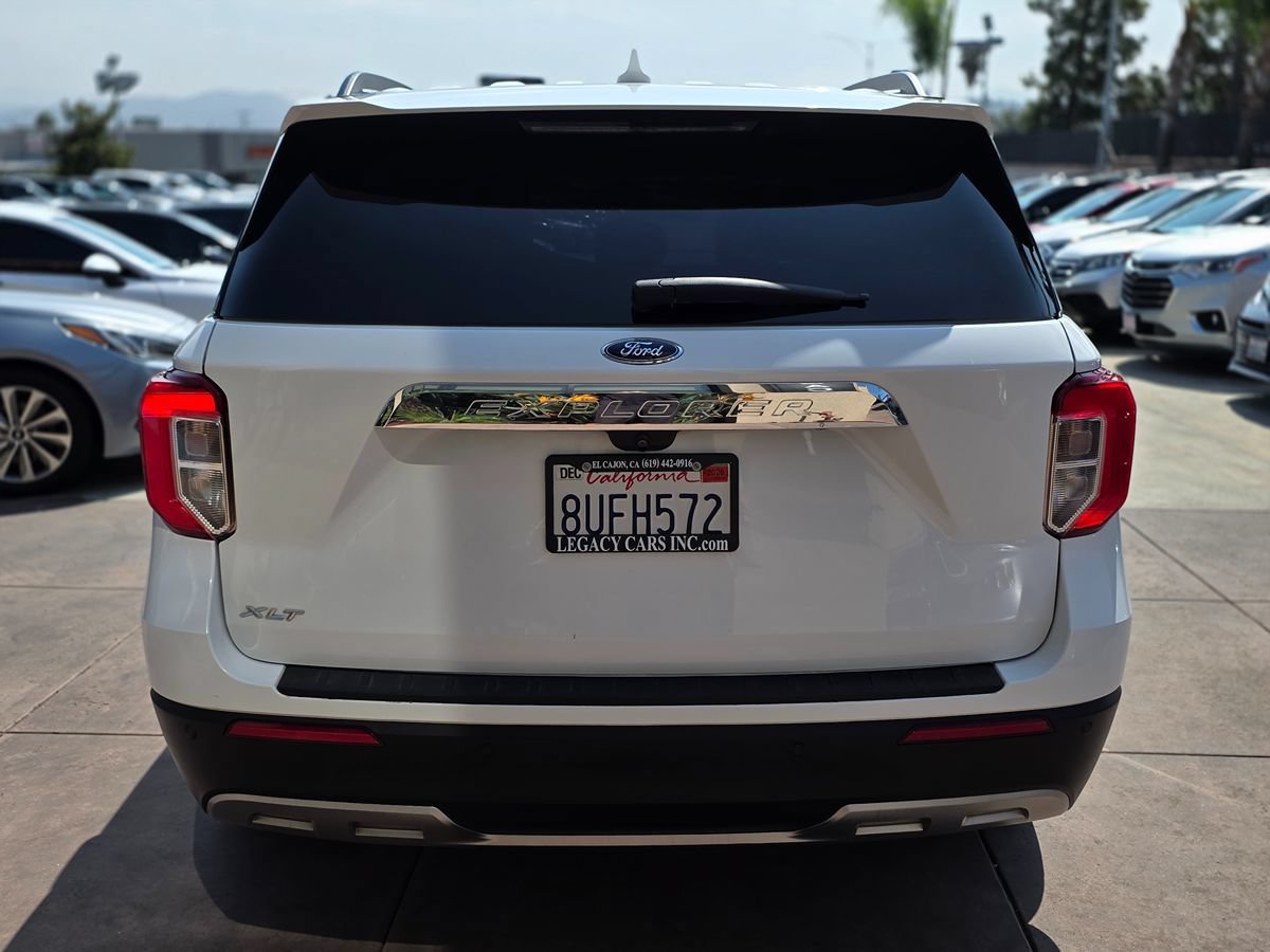 Used 2020 Ford Explorer XLT w/ Equipment Group 202A RWD image 11