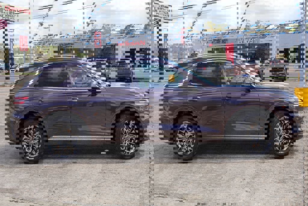 Used 2023 Genesis GV70 2.5T w/ Advanced Package image 21