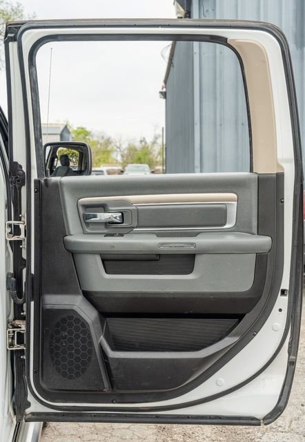 Used 2018 RAM 2500 SLT image 34