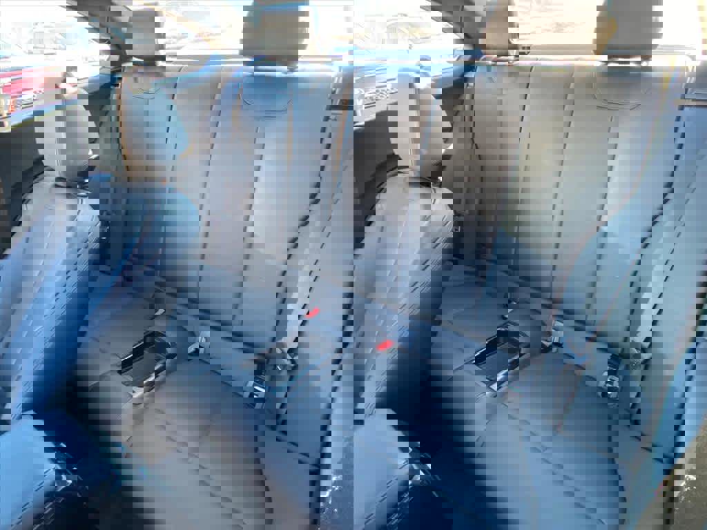 Used 2017 BMW 230i Coupe image 22