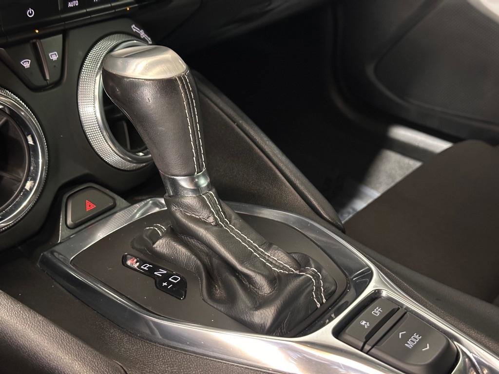 Used 2020 Chevrolet Camaro LS RWD image 21
