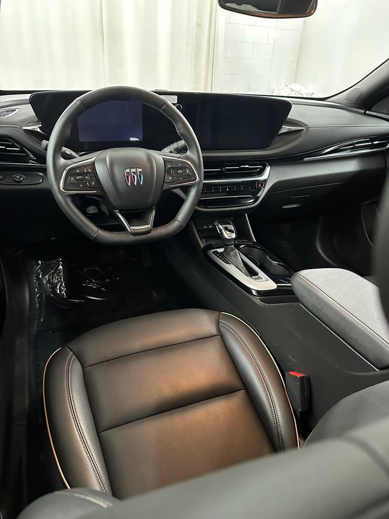 Used 2025 Buick Envista Avenir image 24