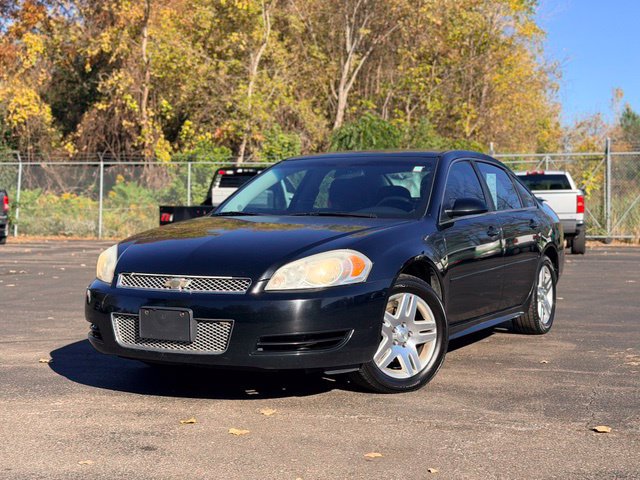 Used 2014 Chevrolet Impala LT FWD image 2
