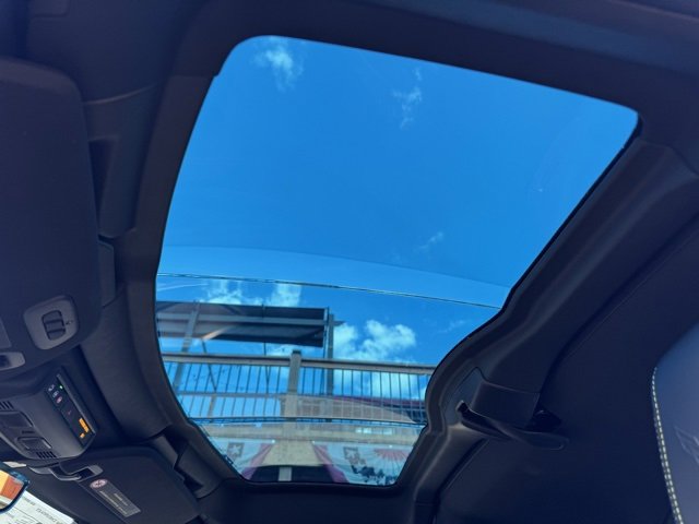 New 2026 Chevrolet Corvette Stingray Preferred Cpe w/ 2LT image 9