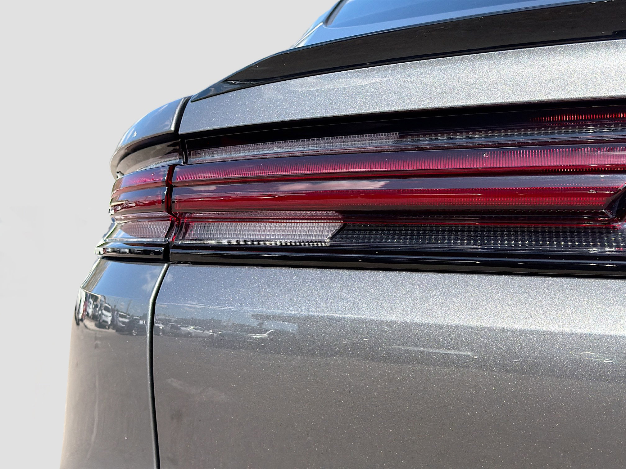 Used 2025 Porsche Cayenne Coupe image 10