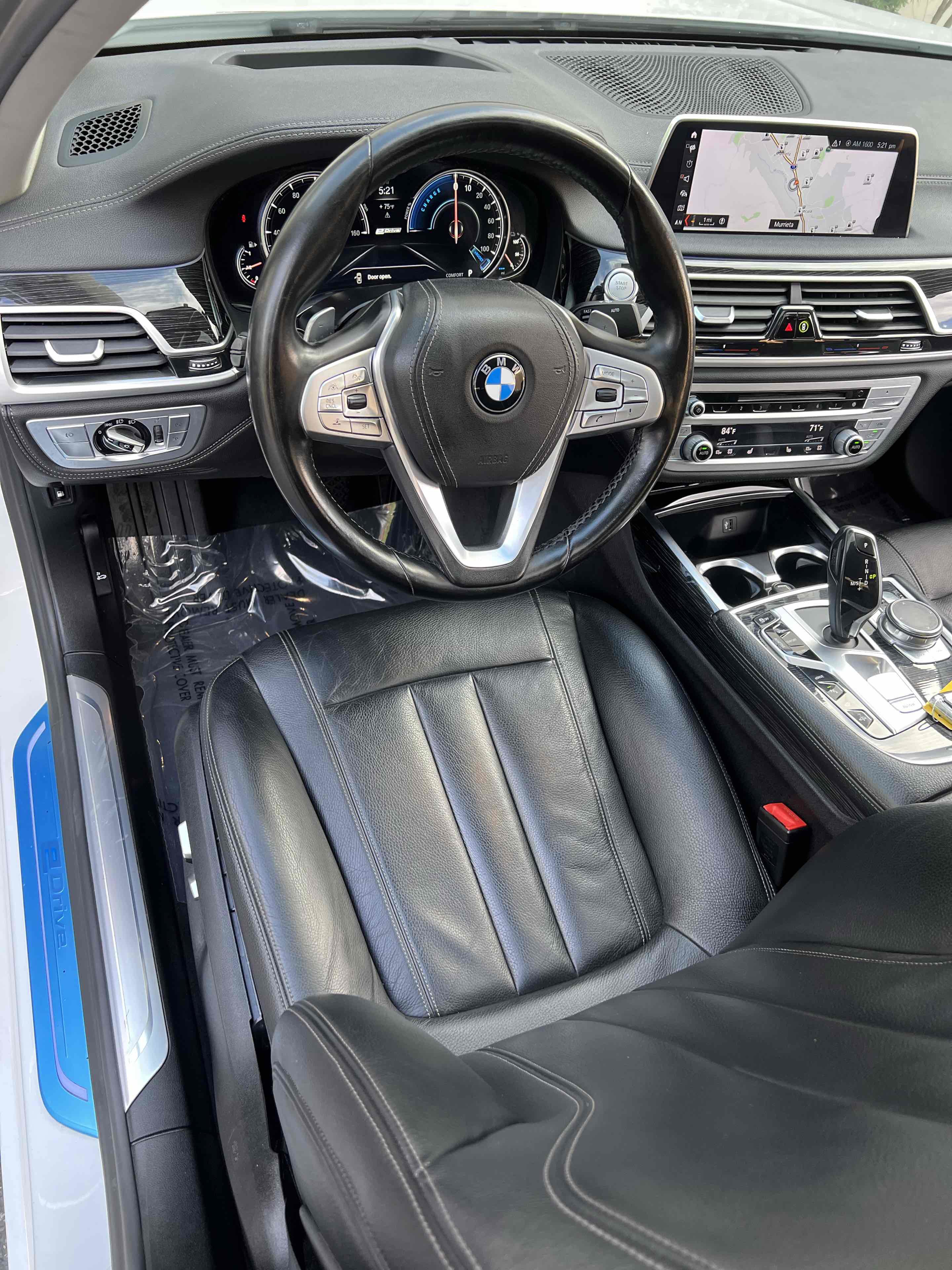 Used 2018 BMW 740e xDrive AWD/4WD image 45