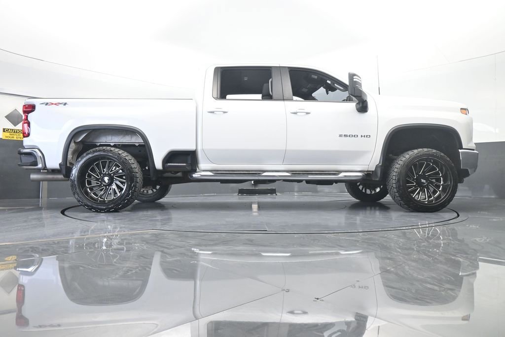 Used 2024 Chevrolet Silverado 2500 LT image 65