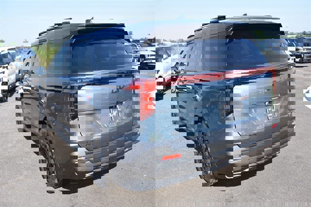 New 2026 Kia Carnival SX image 5