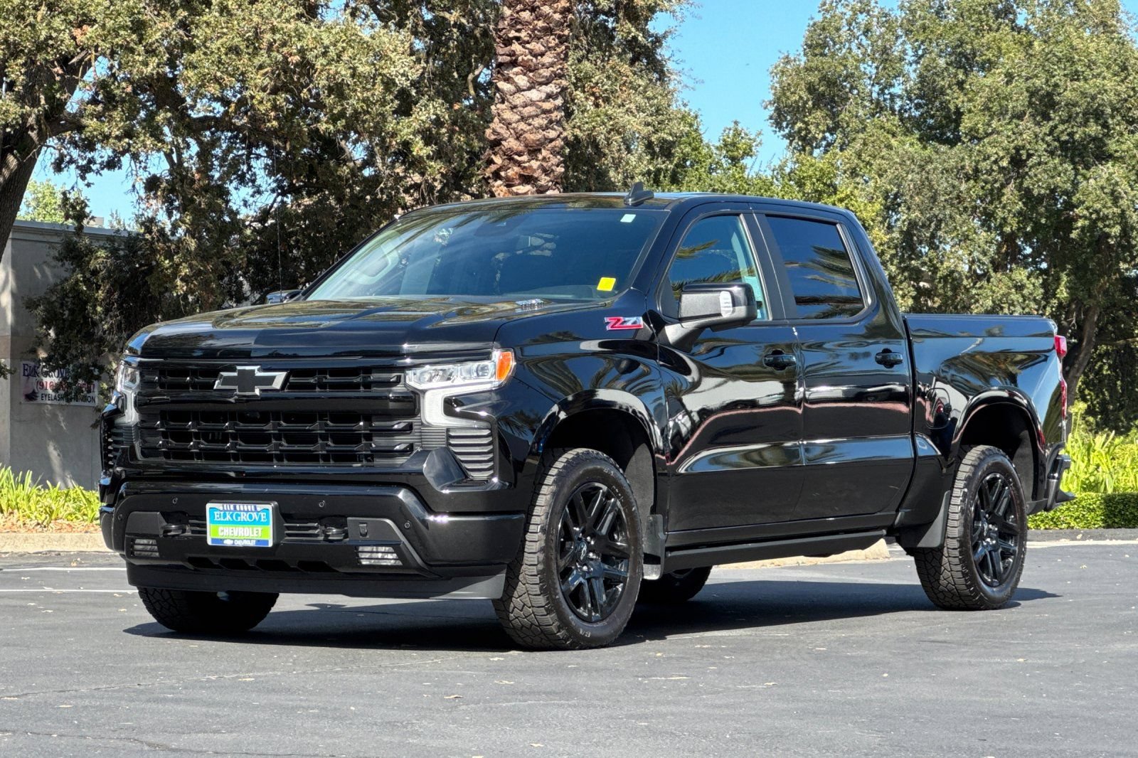 Used 2025 Chevrolet Silverado 1500 RST AWD/4WD image 7