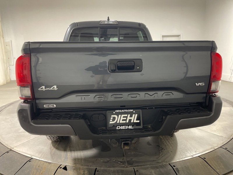 Used 2020 Toyota Tacoma SR image 6