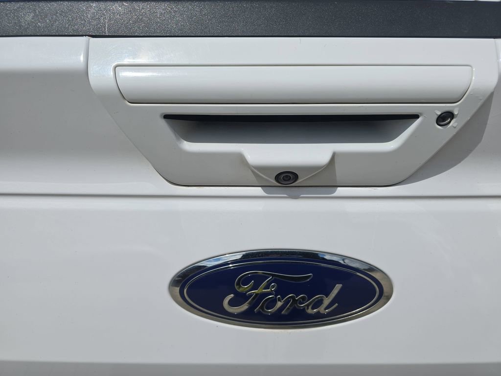 Used 2020 Ford F150 Lariat image 13