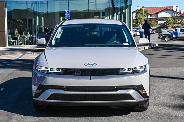 New 2026 Hyundai Ioniq 5 SEL image 2