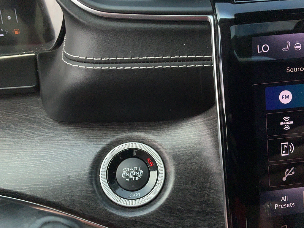 Certified 2021 Jeep Grand Cherokee L Overland w/ Luxury Tech Group IV AWD/4WD image 23