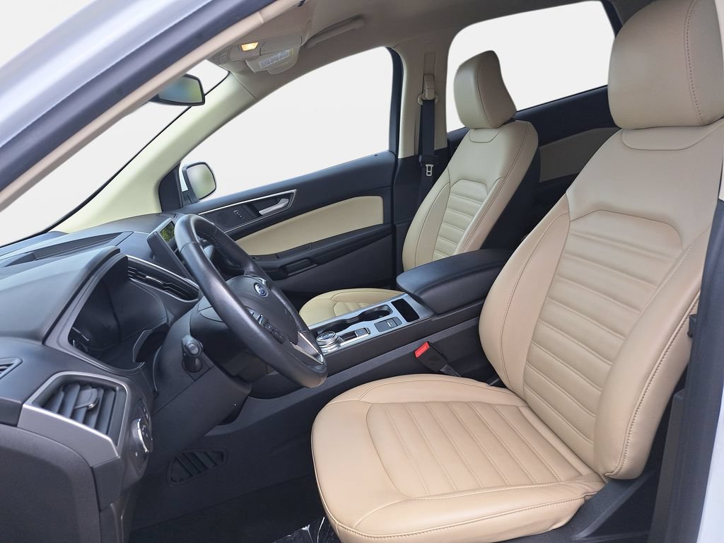 Used 2022 Ford Edge SEL w/ Convenience Package AWD/4WD image 16