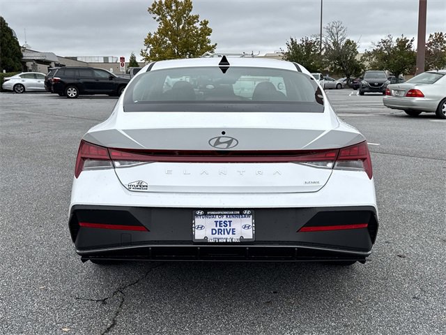 New 2026 Hyundai Elantra Blue image 6