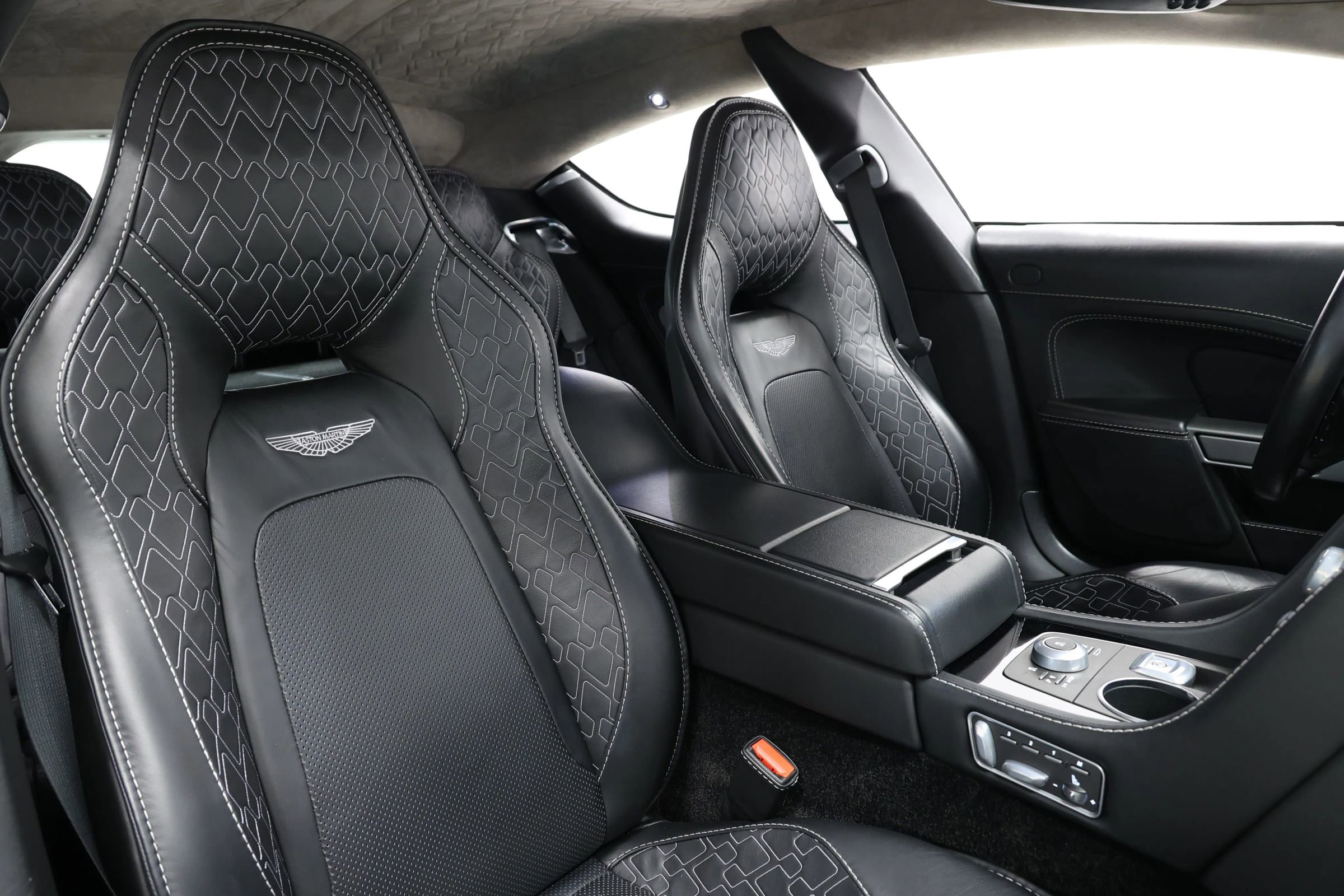 Used 2015 Aston Martin Rapide S image 79