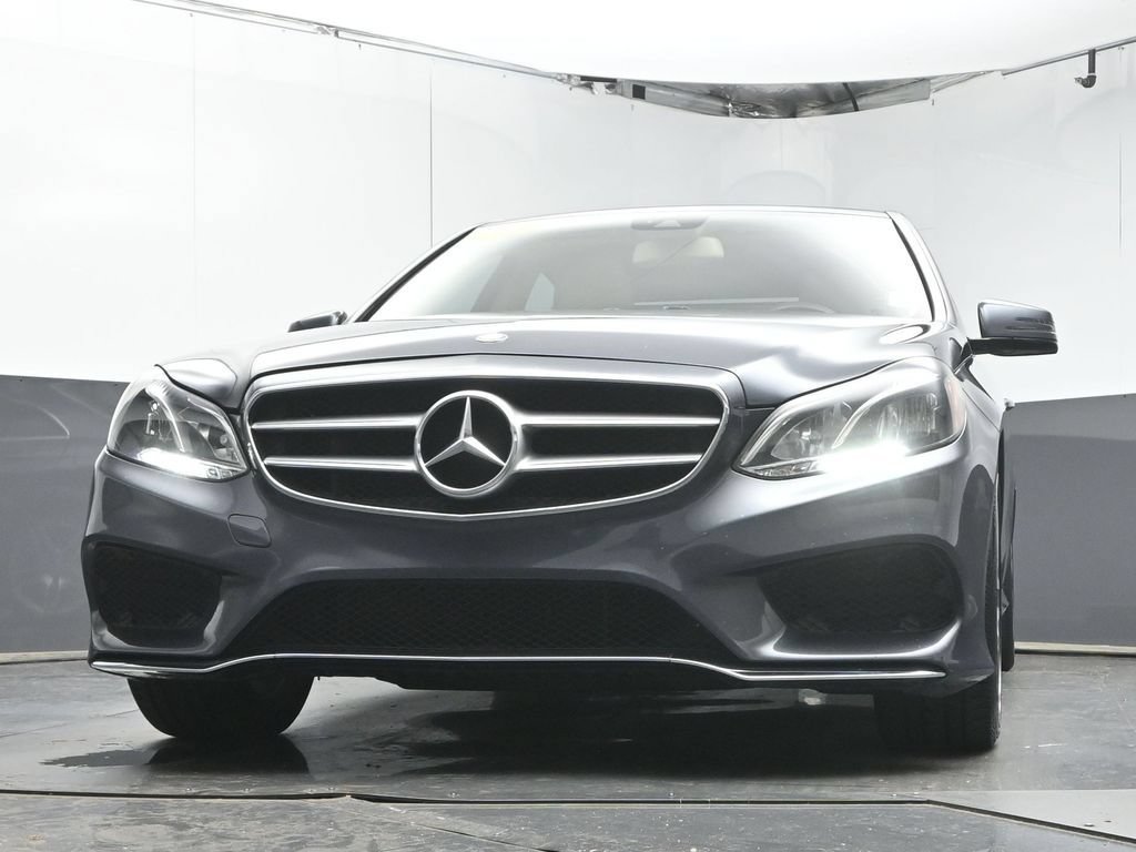 Used 2016 Mercedes-Benz E 350 Sedan image 34