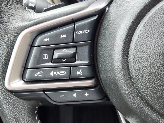 Certified 2025 Subaru Outback Limited AWD/4WD image 30