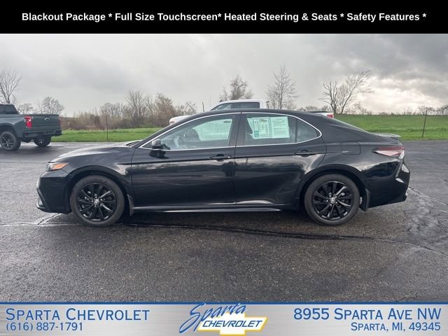 Used 2024 Toyota Camry SE FWD image 6