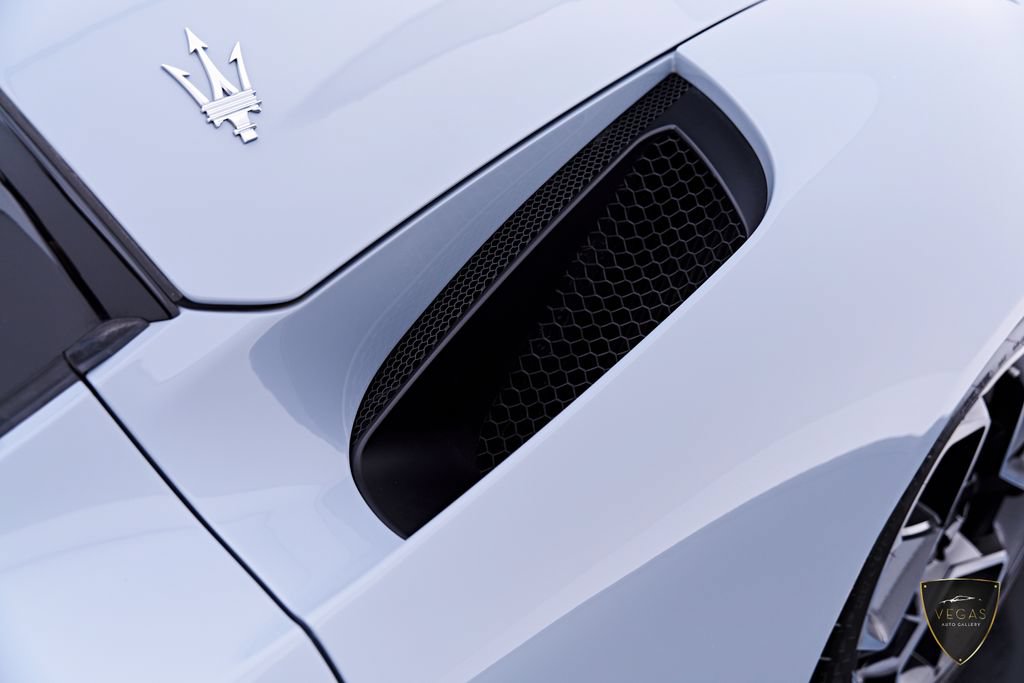 Used 2023 Maserati MC20 Spyder RWD image 26