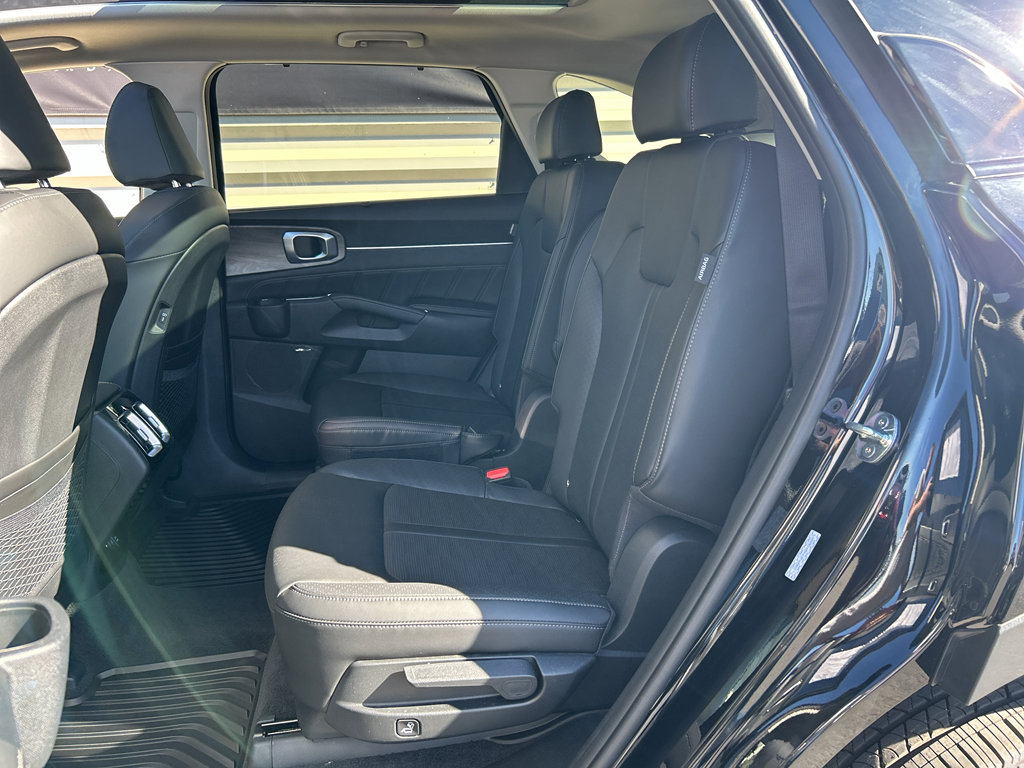 New 2026 Kia Sorento AWD image 12