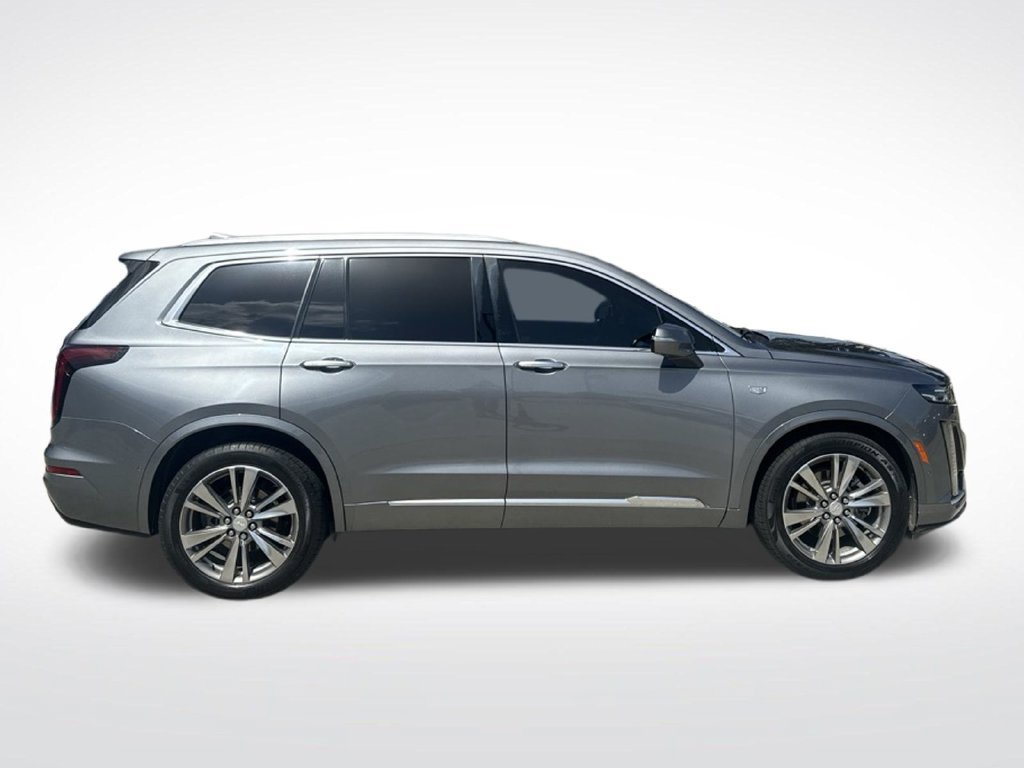 Used 2022 Cadillac XT6 Premium Luxury w/ Technology Package FWD image 47