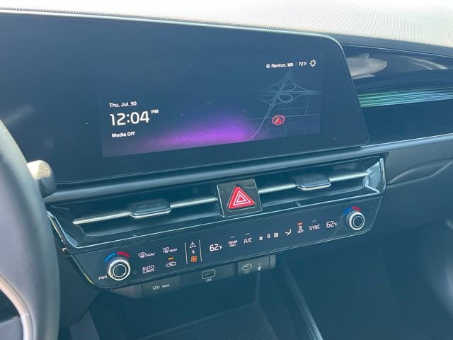 Certified 2024 Kia Niro Wind FWD image 20