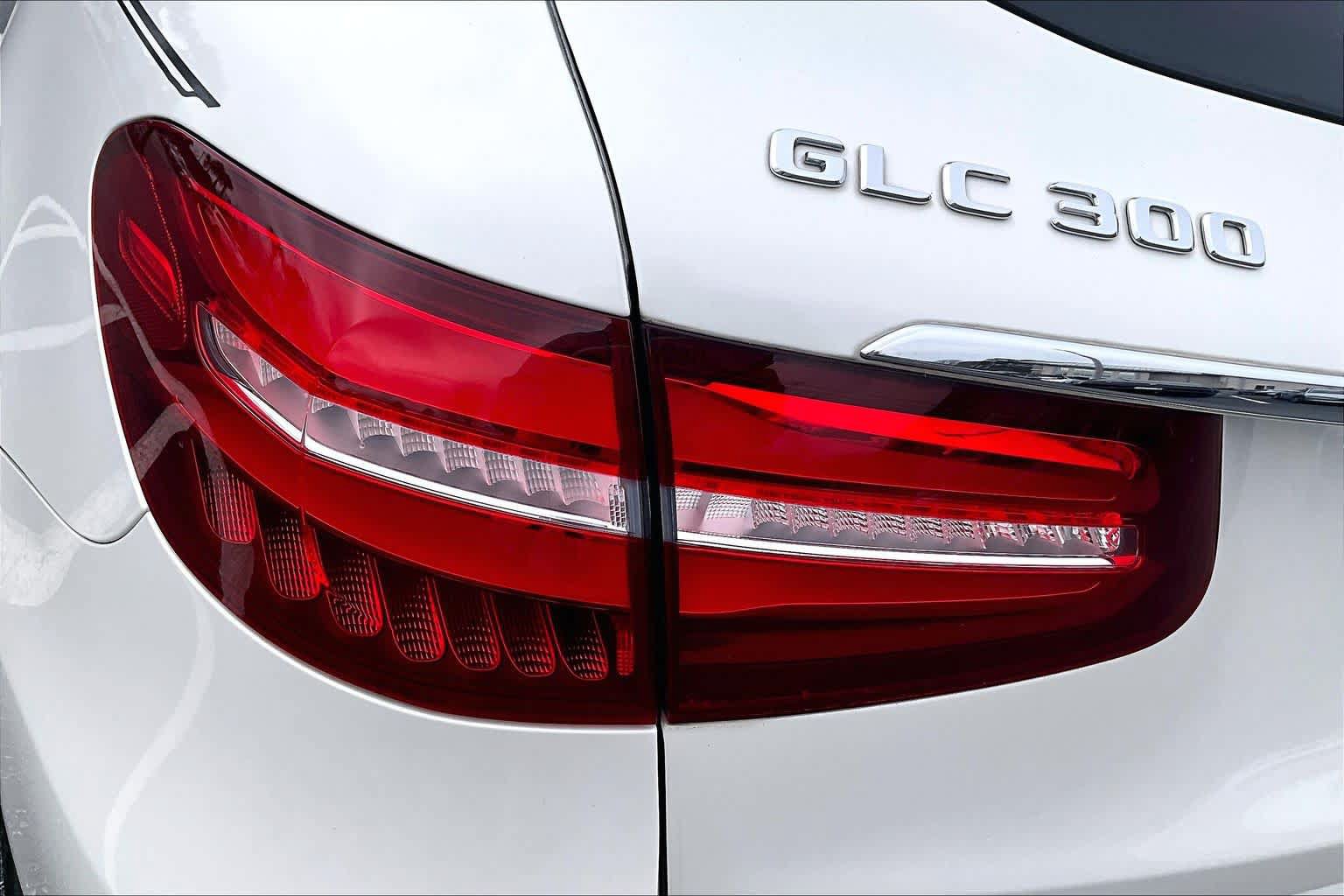 Used 2019 Mercedes-Benz GLC 300 4MATIC image 29