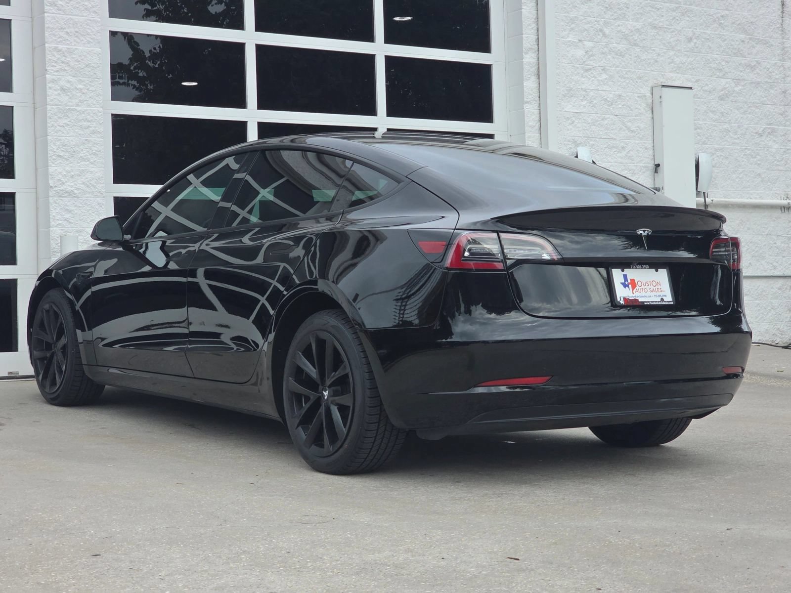 Used 2023 Tesla Model 3 Standard Range RWD image 7