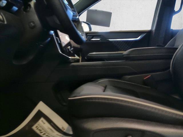 New 2026 GMC Acadia Denali w/ Super Cruise Package image 7